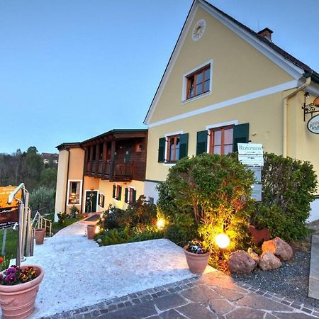 Ferienappartments Landhaus Fuehldichwohl Fehring Exterior foto